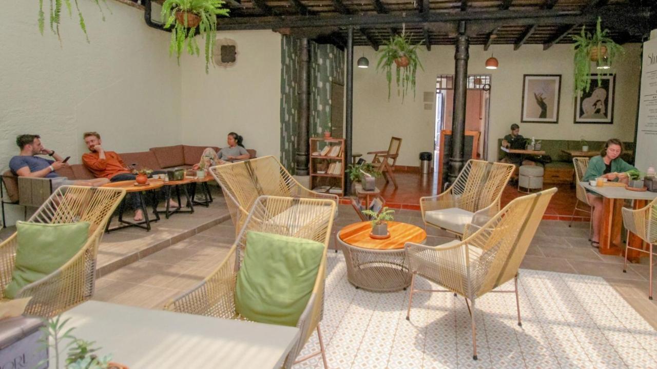 Flore Hostel Antigua Esterno foto